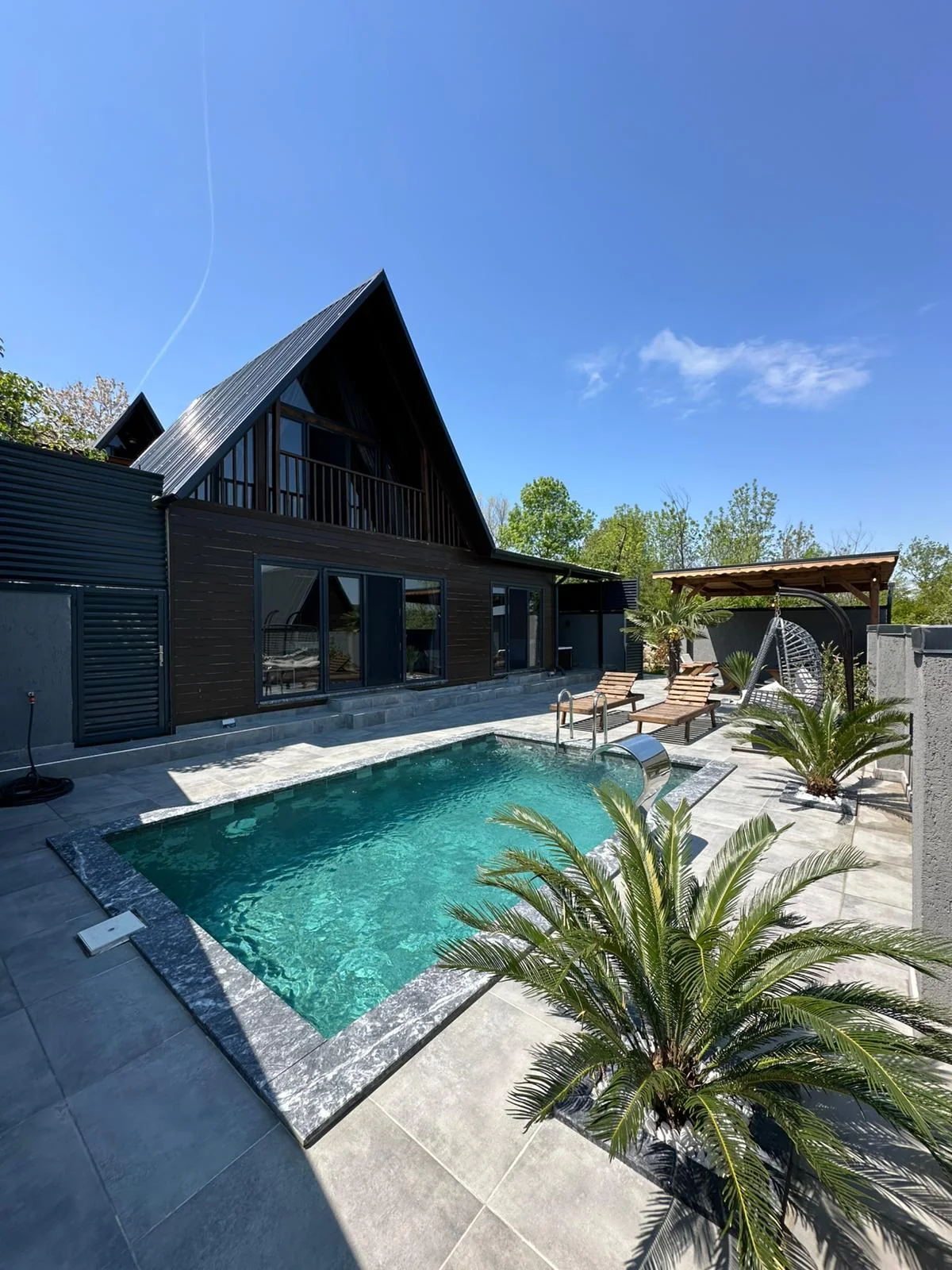 Premium Bungalow Room, Pool View