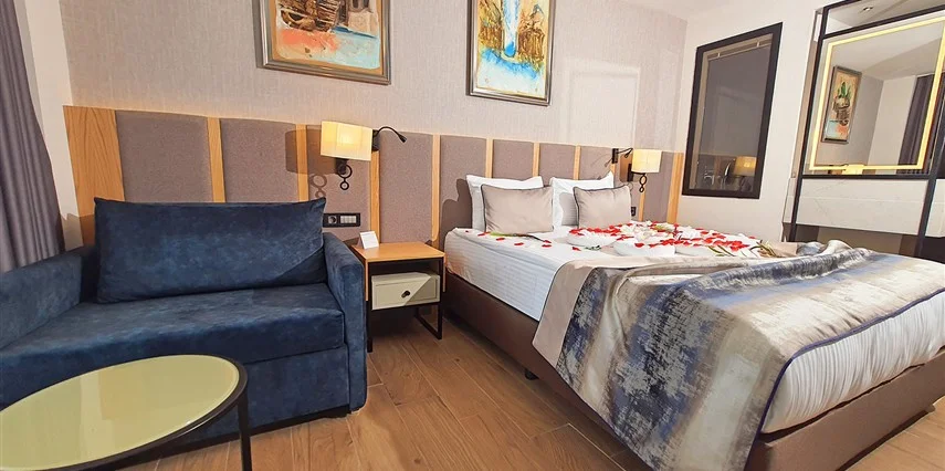 Economy Room