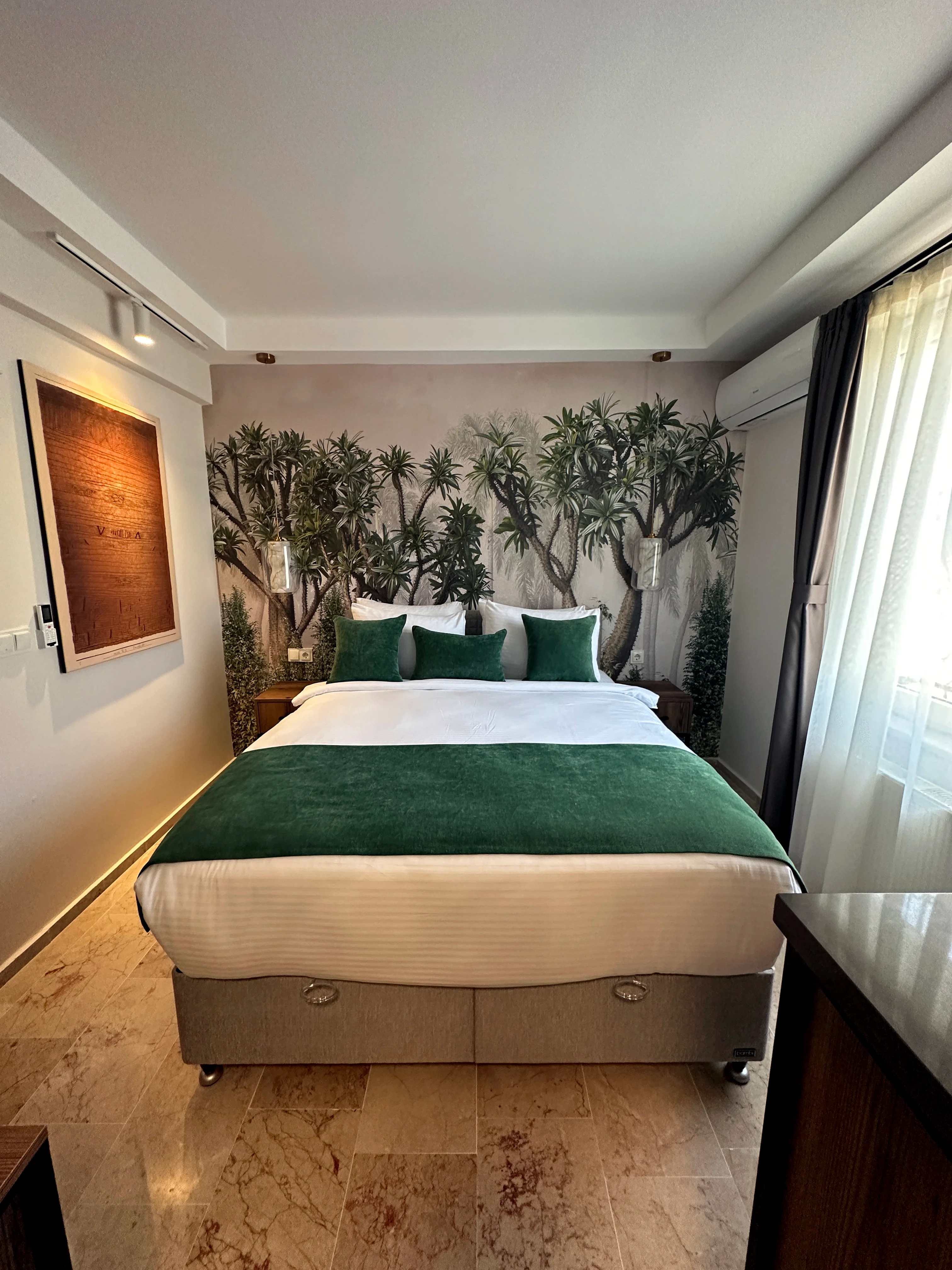 Large Room, Partial Sea View (Without Balcony)