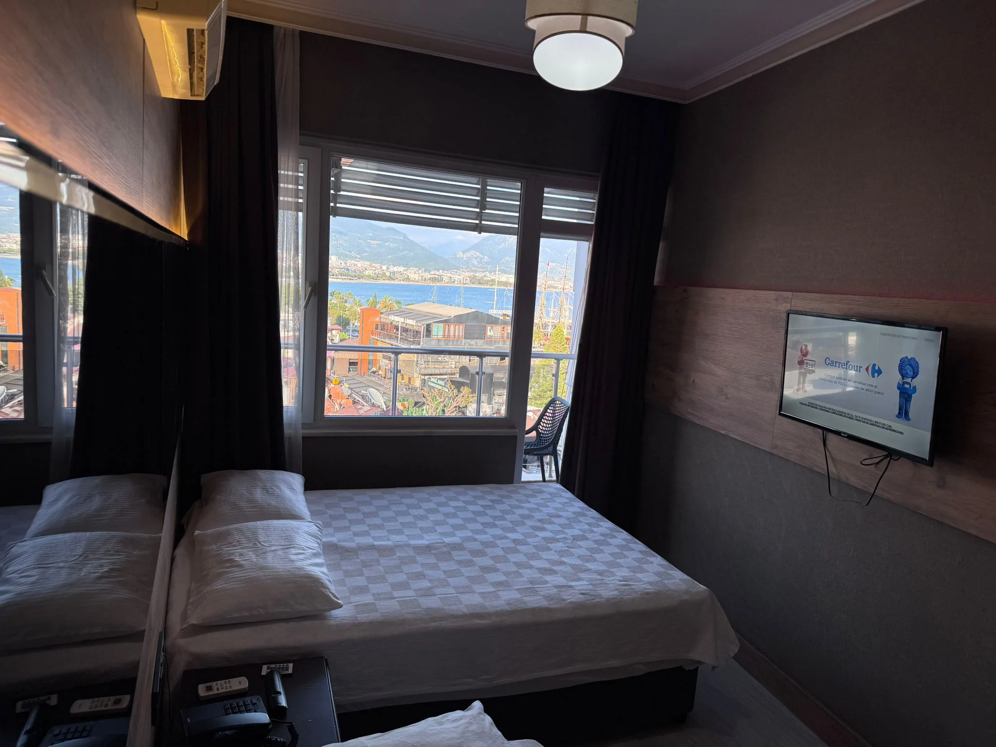 Family Room, Sea View