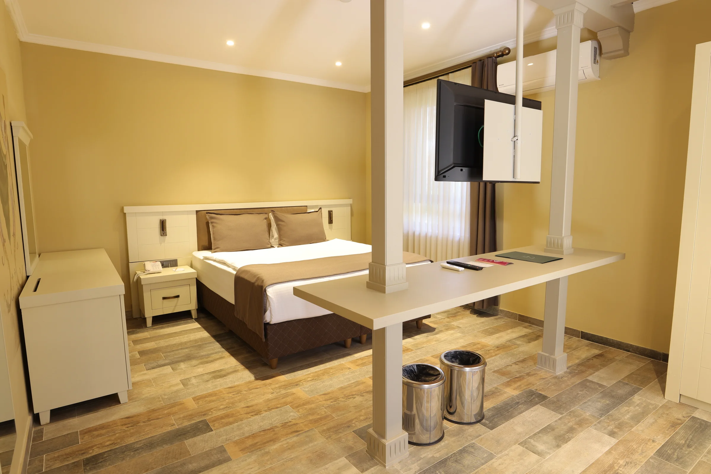 Suite Room, Garden View (Jacuzzi)