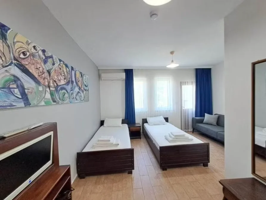 Suit Oda (3 Kişilik)