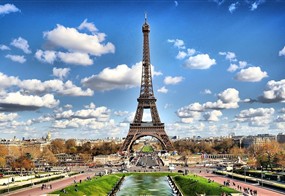 Paris Turları & Pegasus Hava Yolları Seferi İle