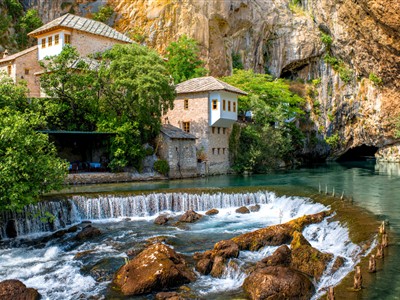 Otobüs ile Balkan Üçgeni Turu Ekstra Turlar Akşam Yemekleri ve Yunan Tavernası Dahil
