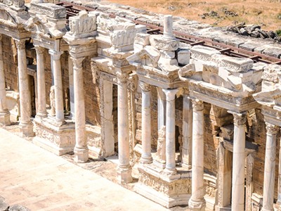 Sevgililer Günü Özel Salda Gölü Pamukkale Çeşme Alaçatı Turu / 1 Gece Otel Konaklaması